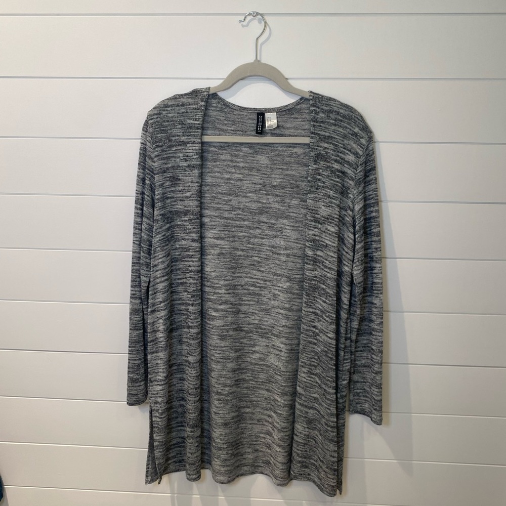 H&M Divided Grey Light Cardigan